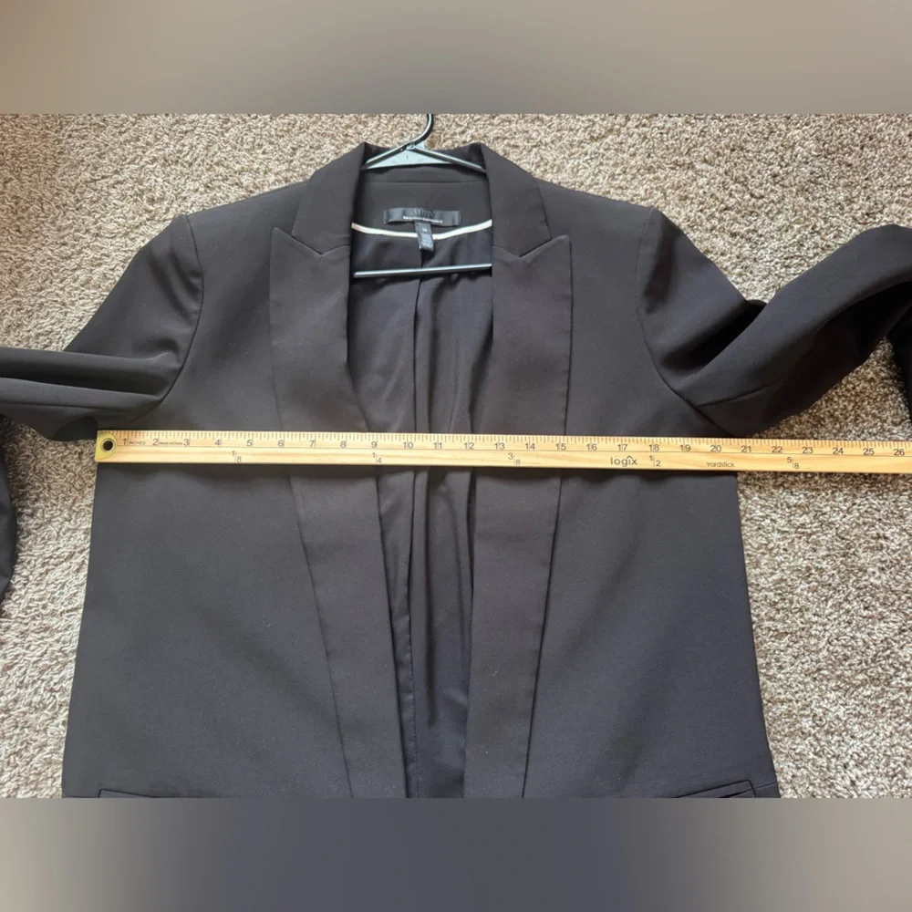 white house black market relaxed blazer in black - Picture 7 of 10